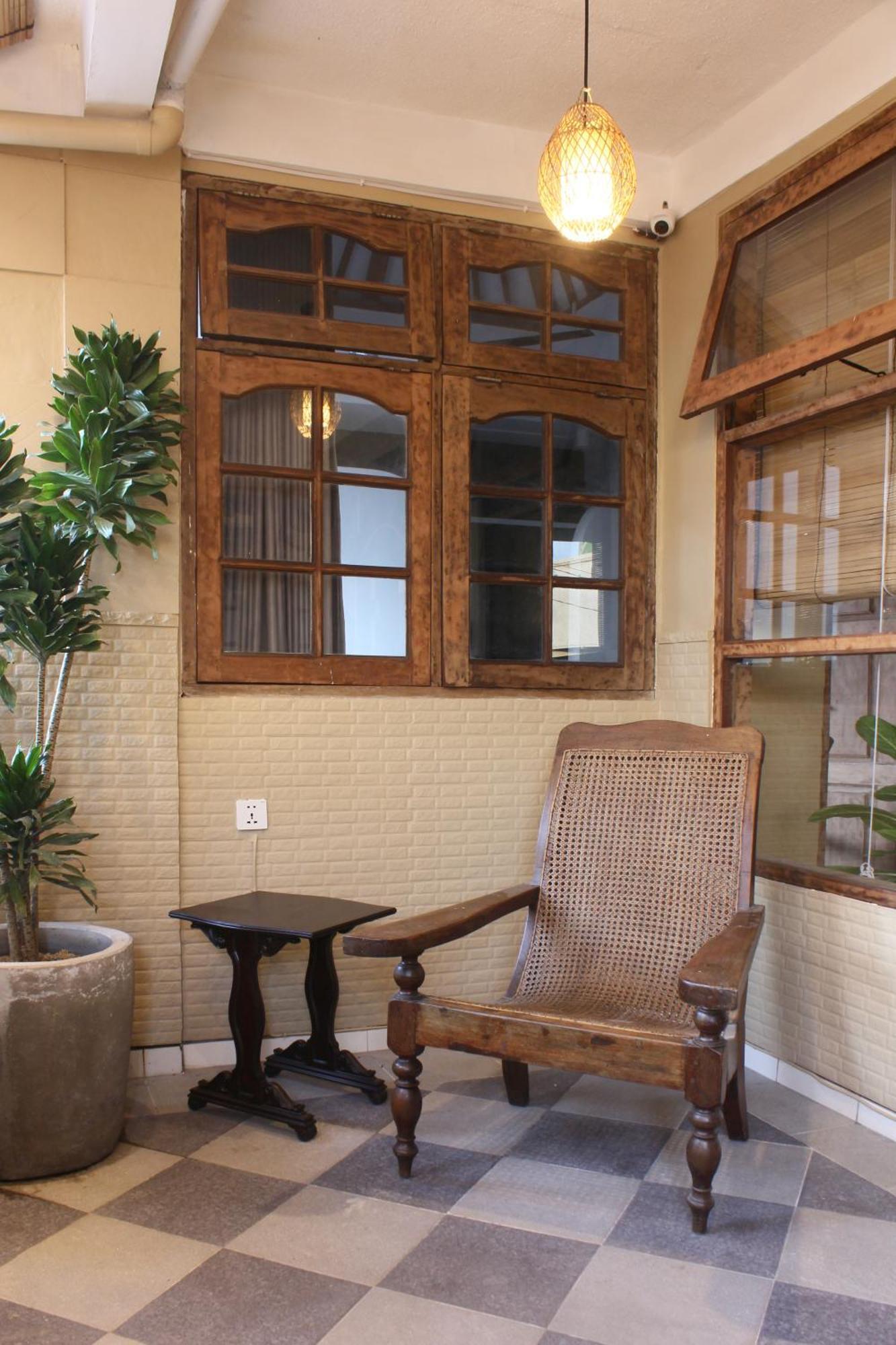 Seven Boards Homestay *